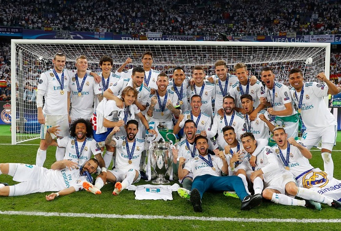 说啥了？詹姆斯把独行侠替补席逗得笑翻天